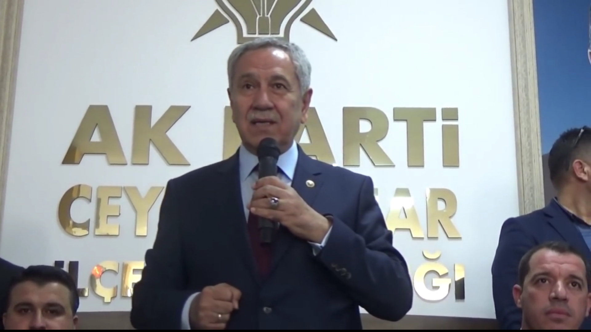 Serokê berê yê perlemana Tirkiyê daxwaz dike ewên ji AKPê qut bûne werin ba hev